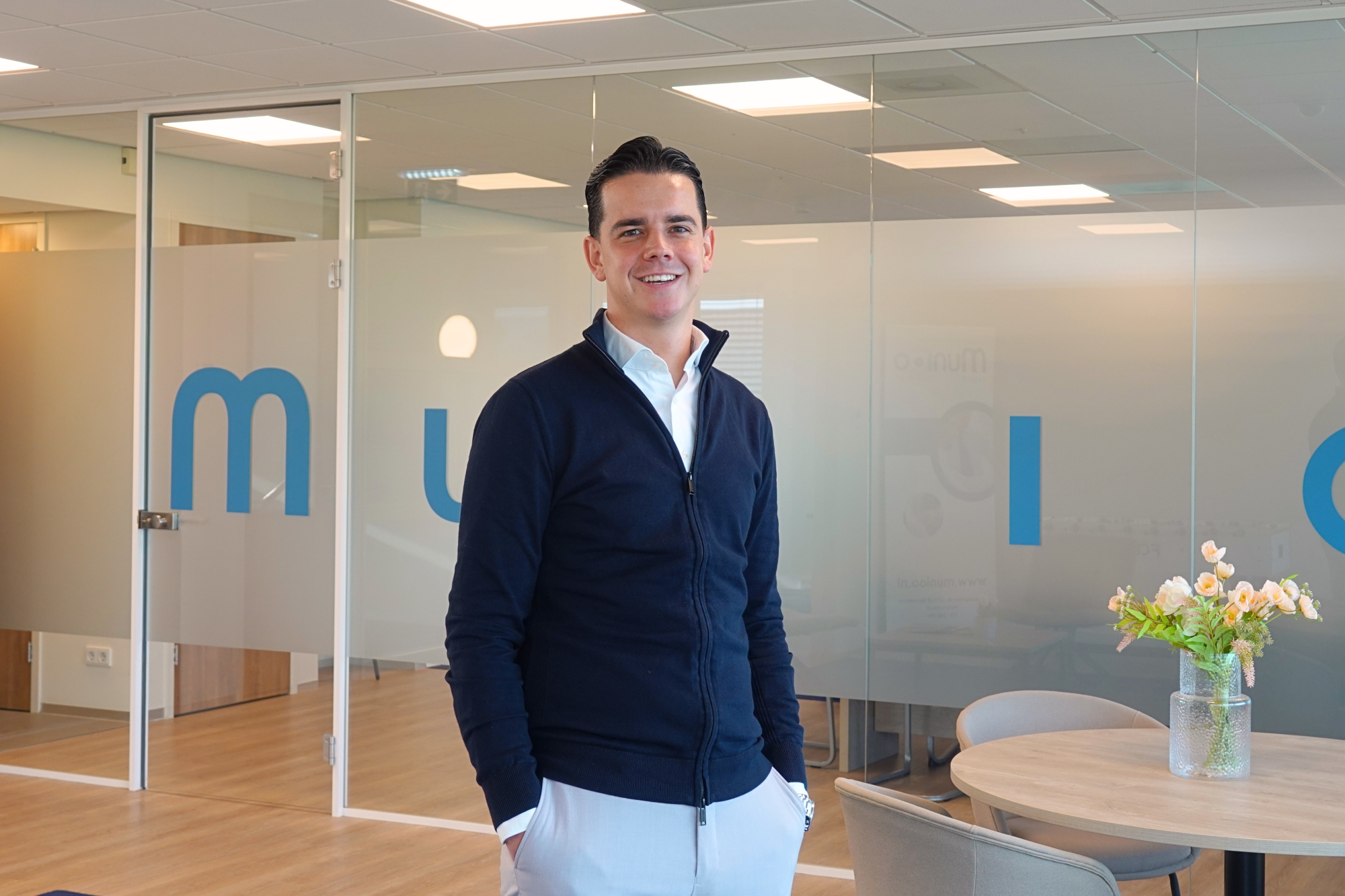 Arnoud van Munioo Career