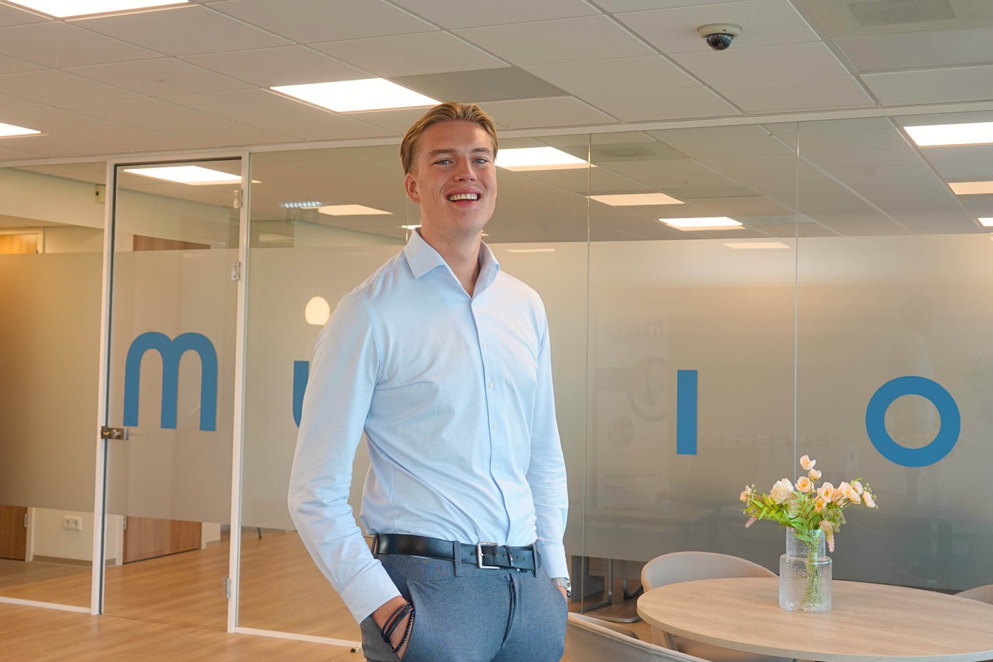 Tim van Munioo Career