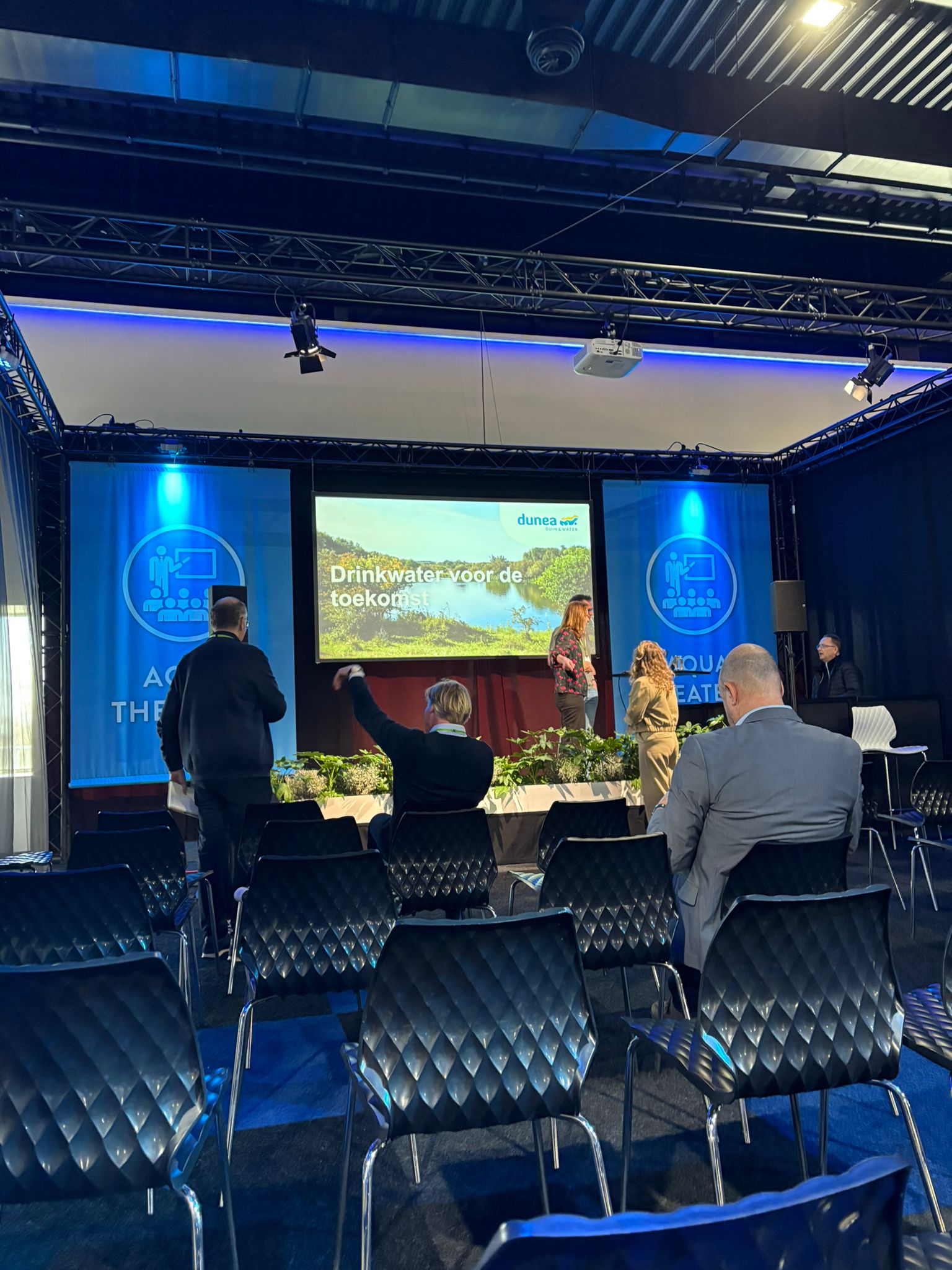Presentatie over drinkwater en de toekomst tijdens Aqua Nederland 2026